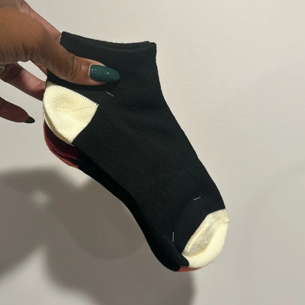 3 PACK SOCKS